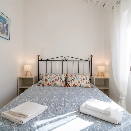 Nyaraló Olive Tree House